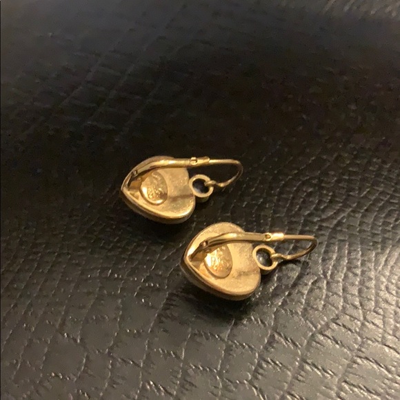 Le Gi 750 gold heart earrings - Picture 5 of 8